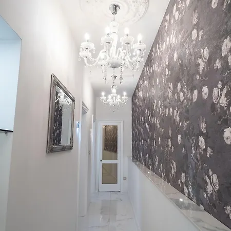 Elixir Luxury - In The Old Town Split