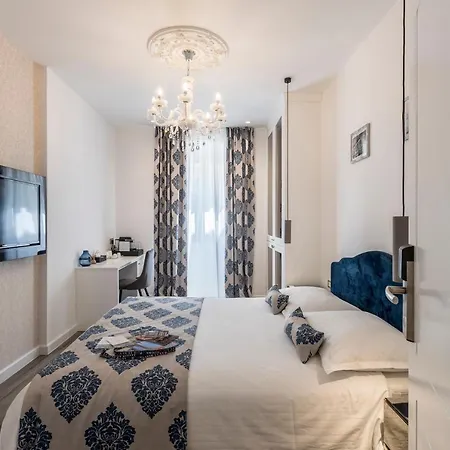 Elixir Luxury Guest house 3*