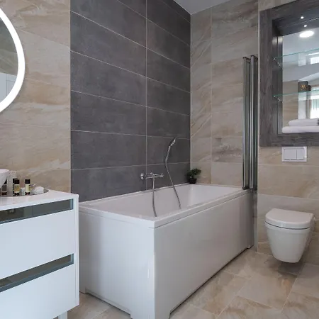 Πανσιόν Elixir Luxury Σπλιτ